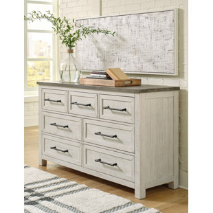 Signature design by ashley 2024 annifern dresser